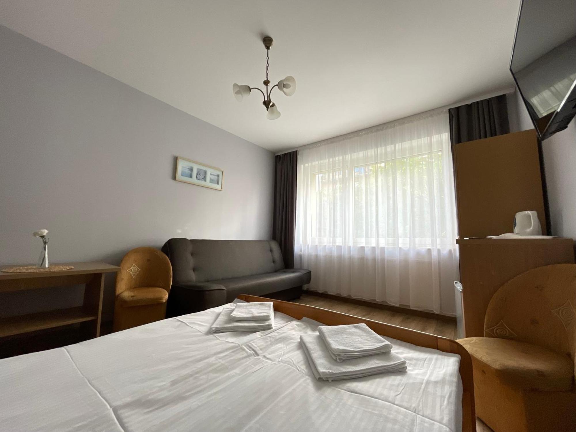 Abal Apartment ยาสต์เชอเบีย กูรา ภายนอก รูปภาพ