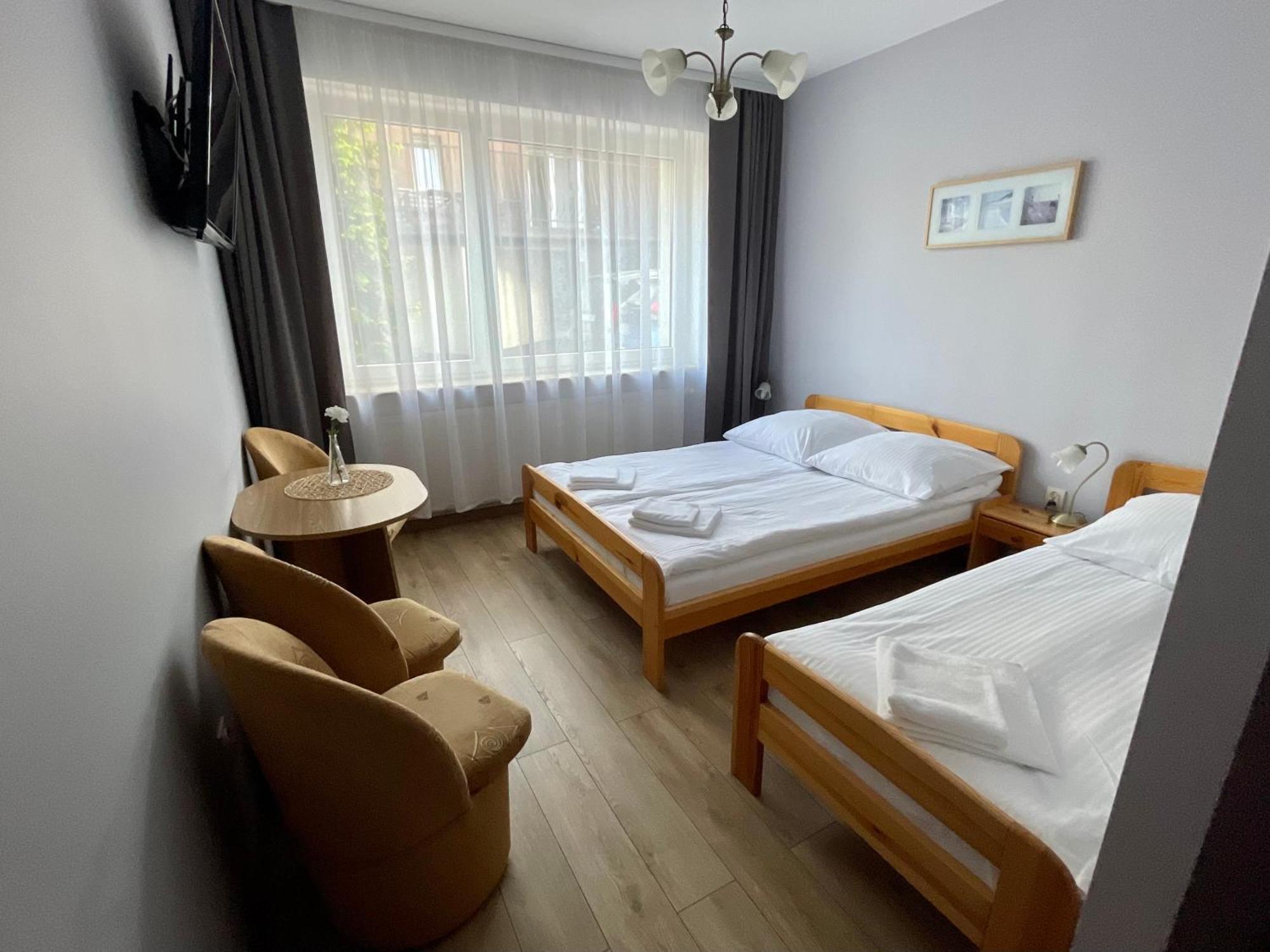 Abal Apartment ยาสต์เชอเบีย กูรา ภายนอก รูปภาพ