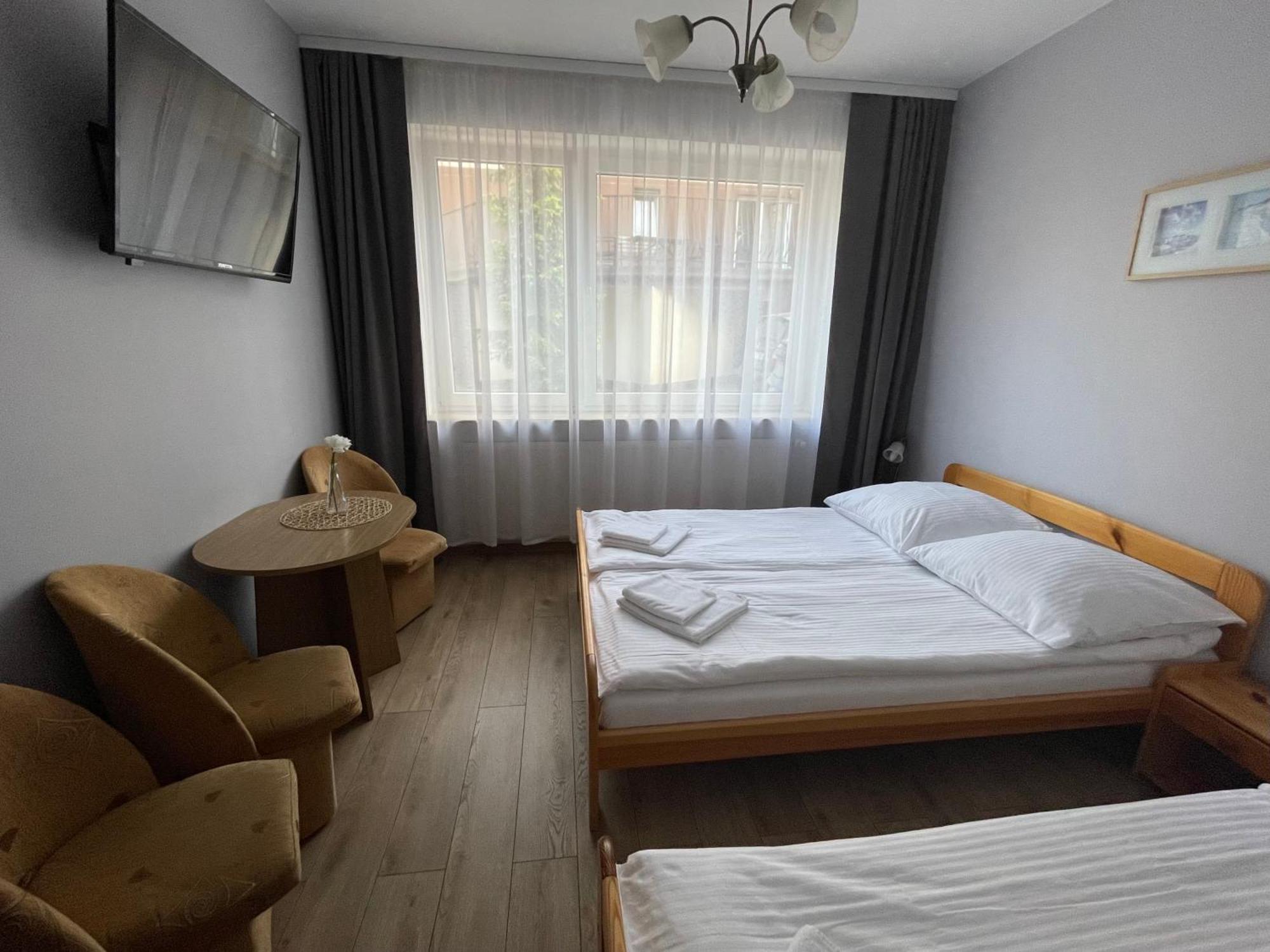Abal Apartment ยาสต์เชอเบีย กูรา ภายนอก รูปภาพ
