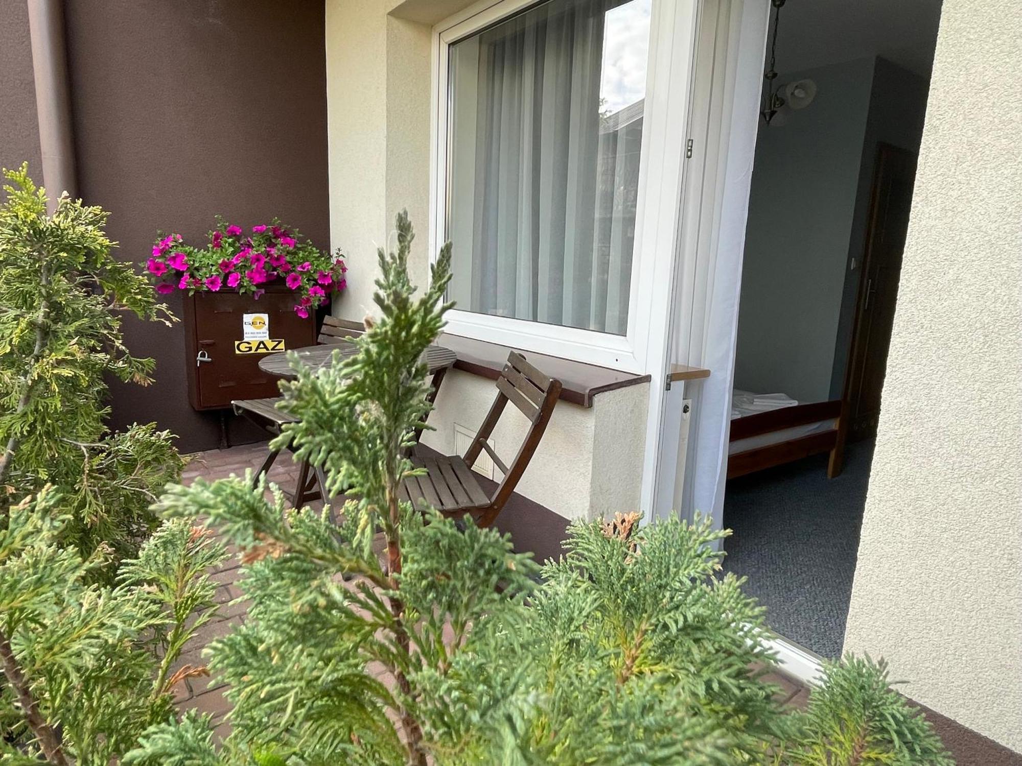 Abal Apartment ยาสต์เชอเบีย กูรา ภายนอก รูปภาพ